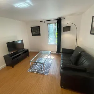 Appartement Village Avec Balcon - 1622b, Montréal